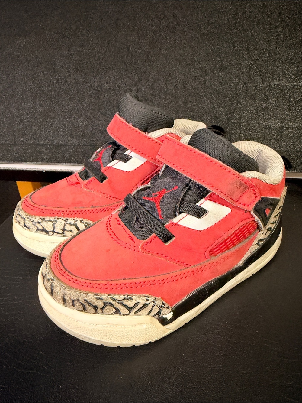 Air Jordan Spizike TD Gym Red Black Elephant Print Toddler Sneakers Sz 8C